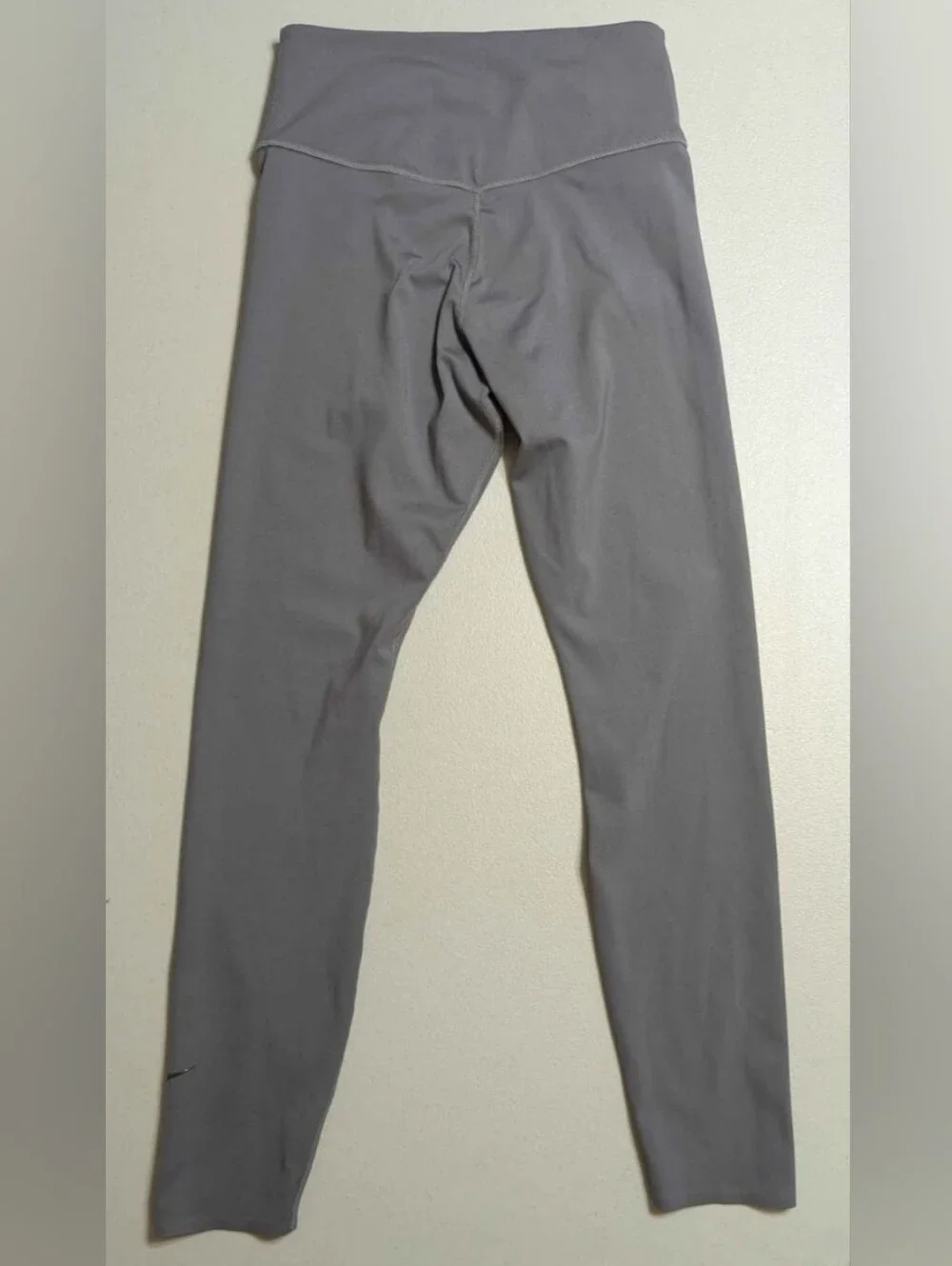 Women's small gray Nike leggings